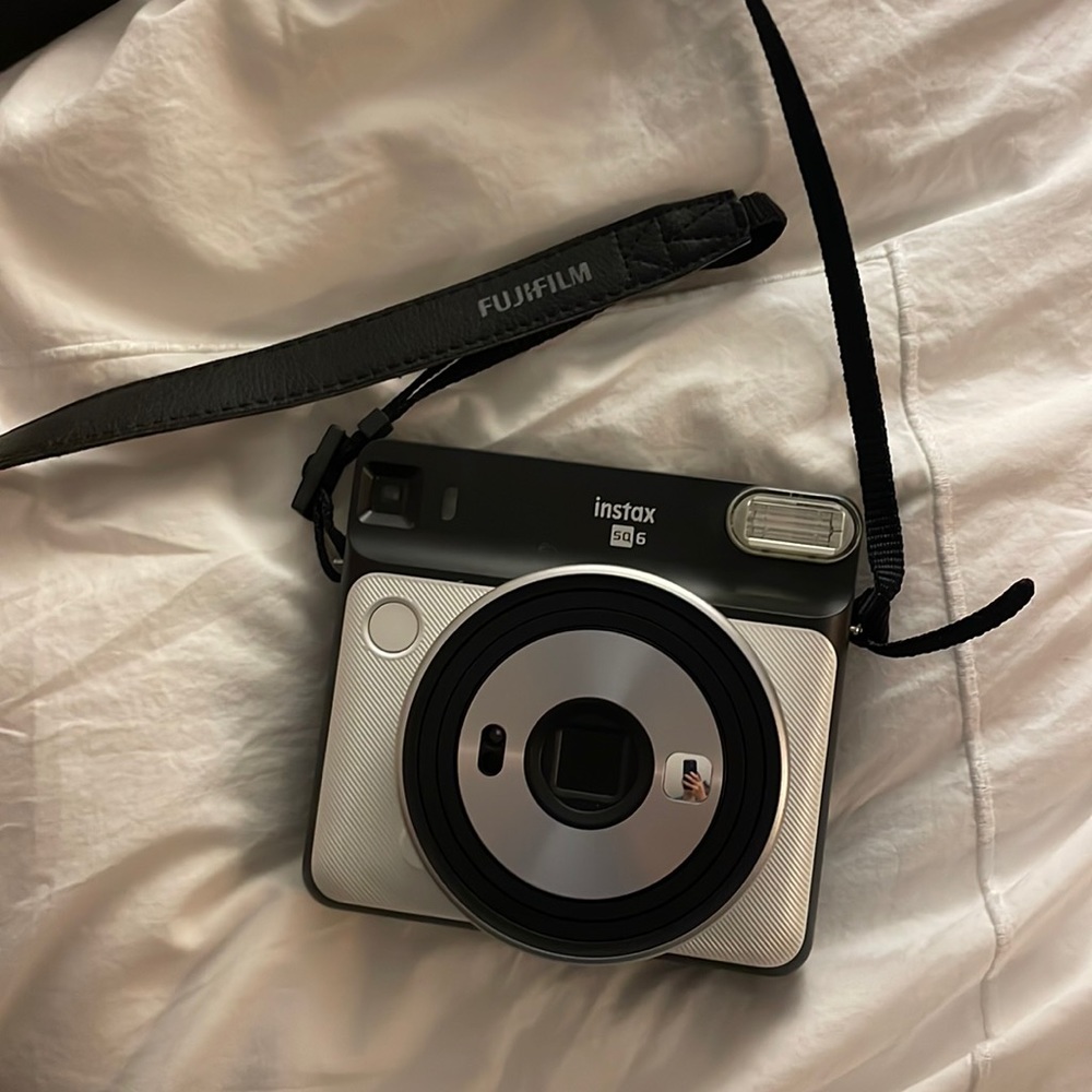 Fujifilm Instax SQ 6 Instant Camera